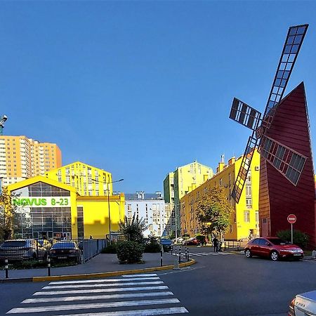 Смарт-Апартаменти На 1 Поверсі เคียฟ ภายนอก รูปภาพ